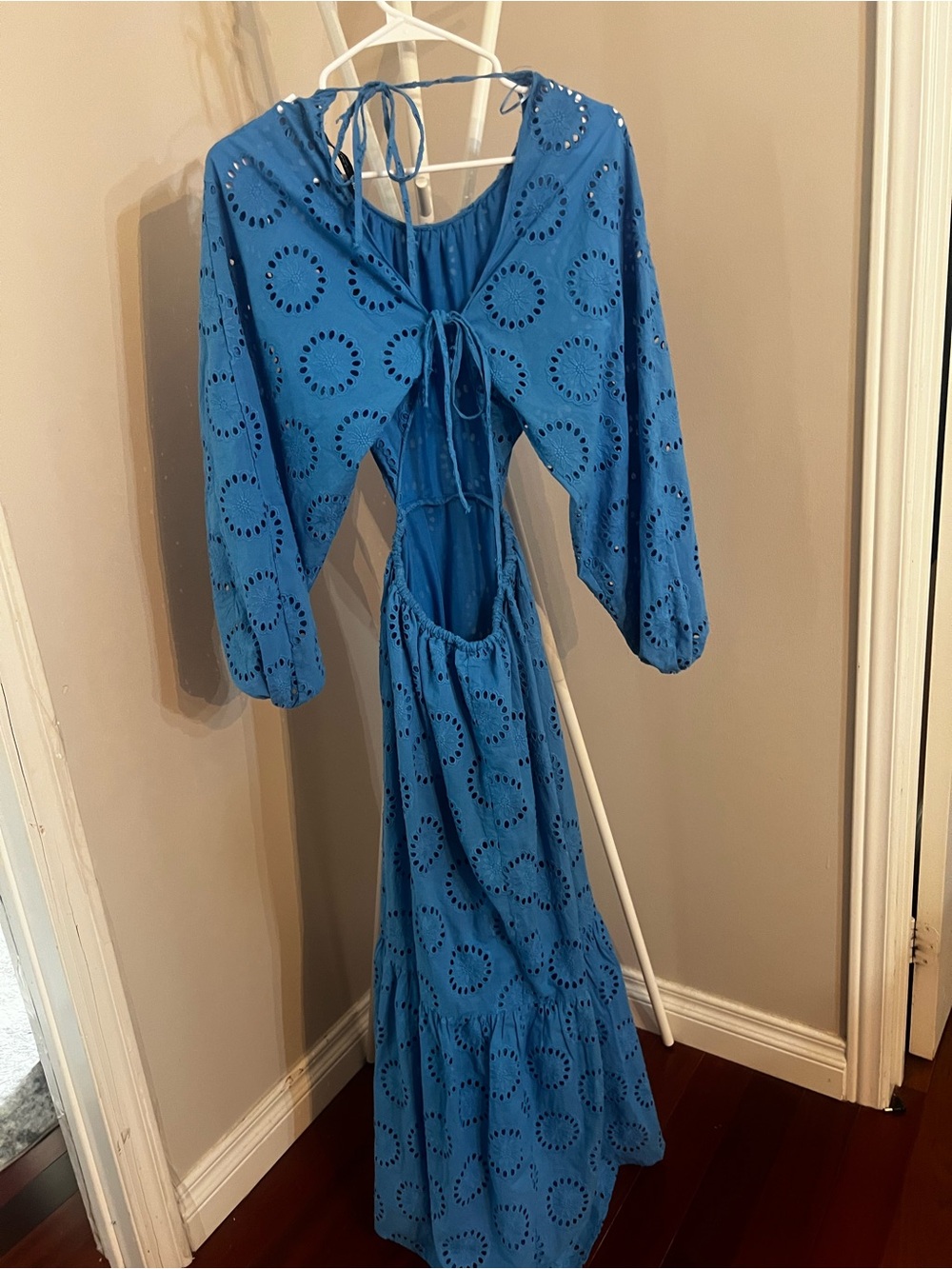 Zara Blue Eyelet Maxi Dress with Puff Sleeves - Picture 7 of 8